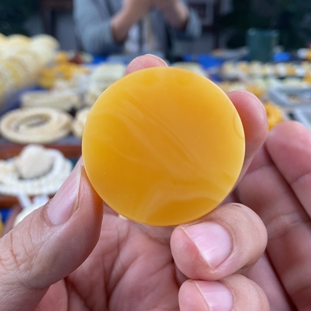 琥珀未镶嵌珠宝奇石鸡油红饼子12.71