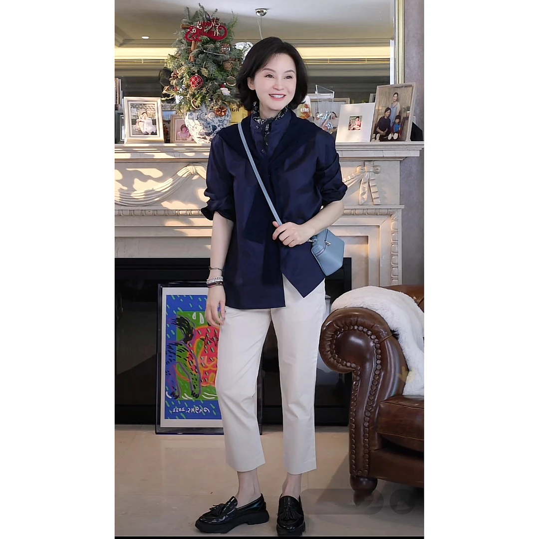 我是摩羯 北京爱情故事 100棉H型平纹早春百搭可拆卸蕾丝披肩衬衫