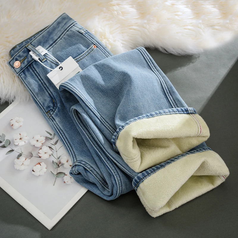 加绒加厚窄版阔腿牛仔裤女显瘦宽松高腰秋冬2025新款冬季直筒裤子