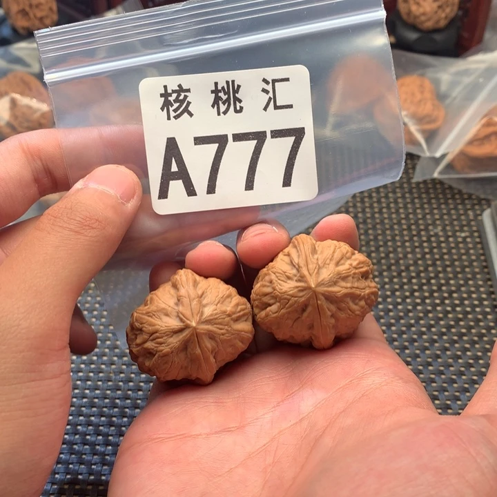 吊坠文玩核桃金锭石敦
