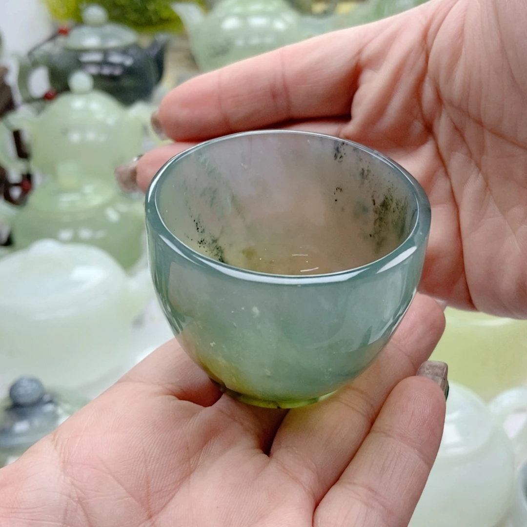 蛇纹石玉未镶嵌碗