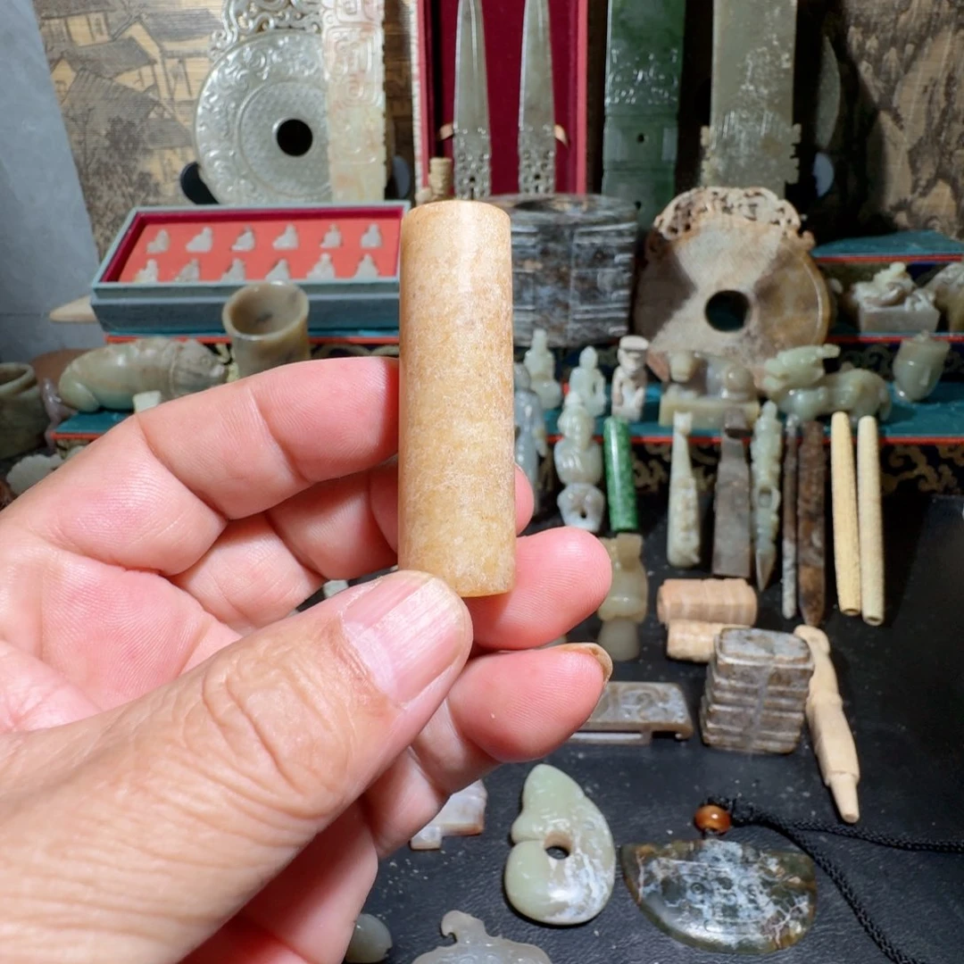 用***3和田玉（糖玉）未镶嵌挂件