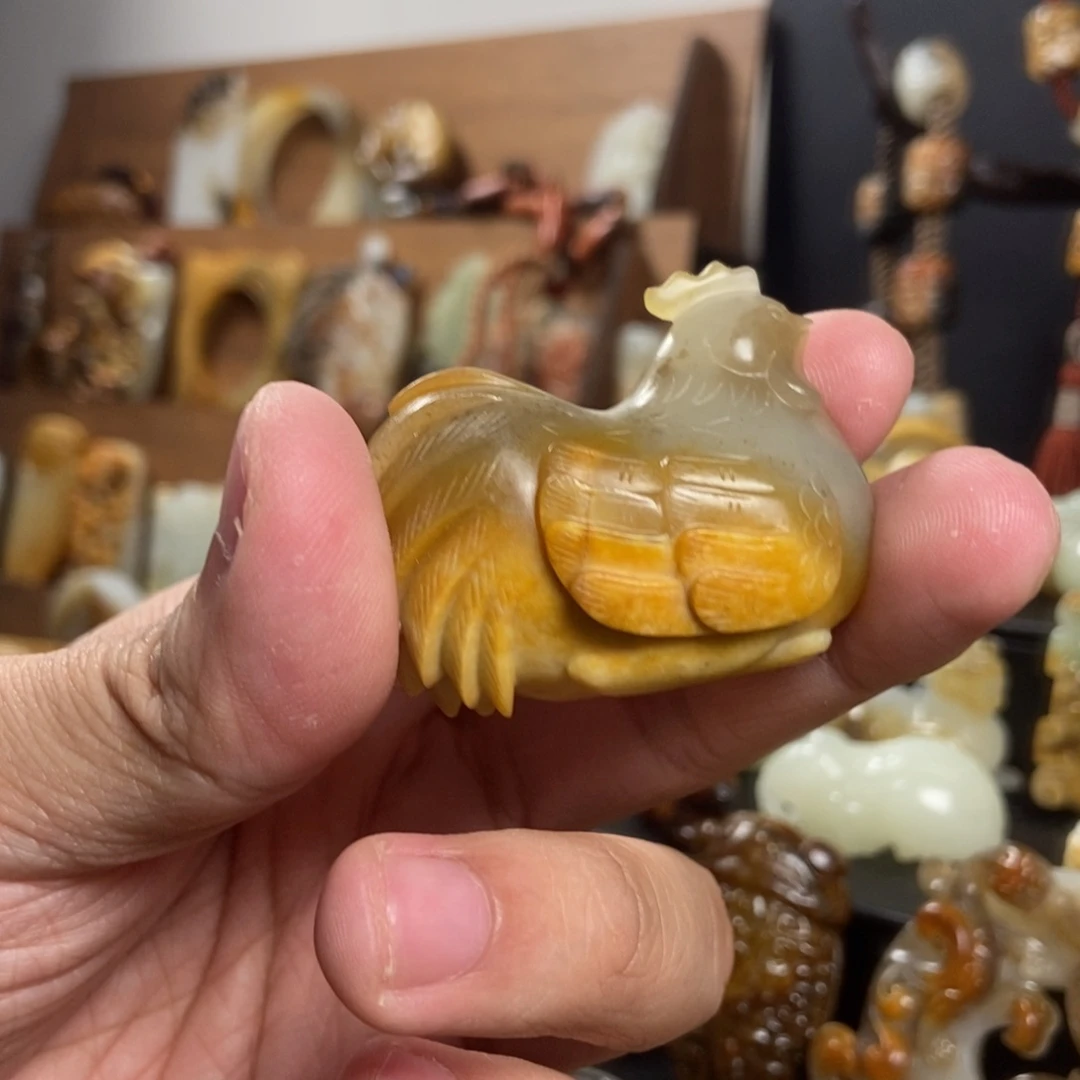 Z***H和田玉（糖玉）未镶嵌颈饰