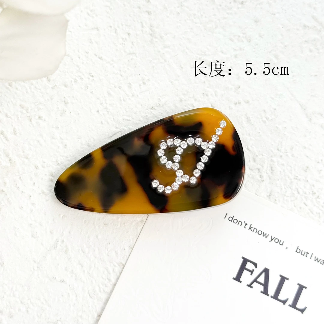BAOSHATI/宝莎缇F-269豹纹醋酸烫钻侧边鸭嘴夹