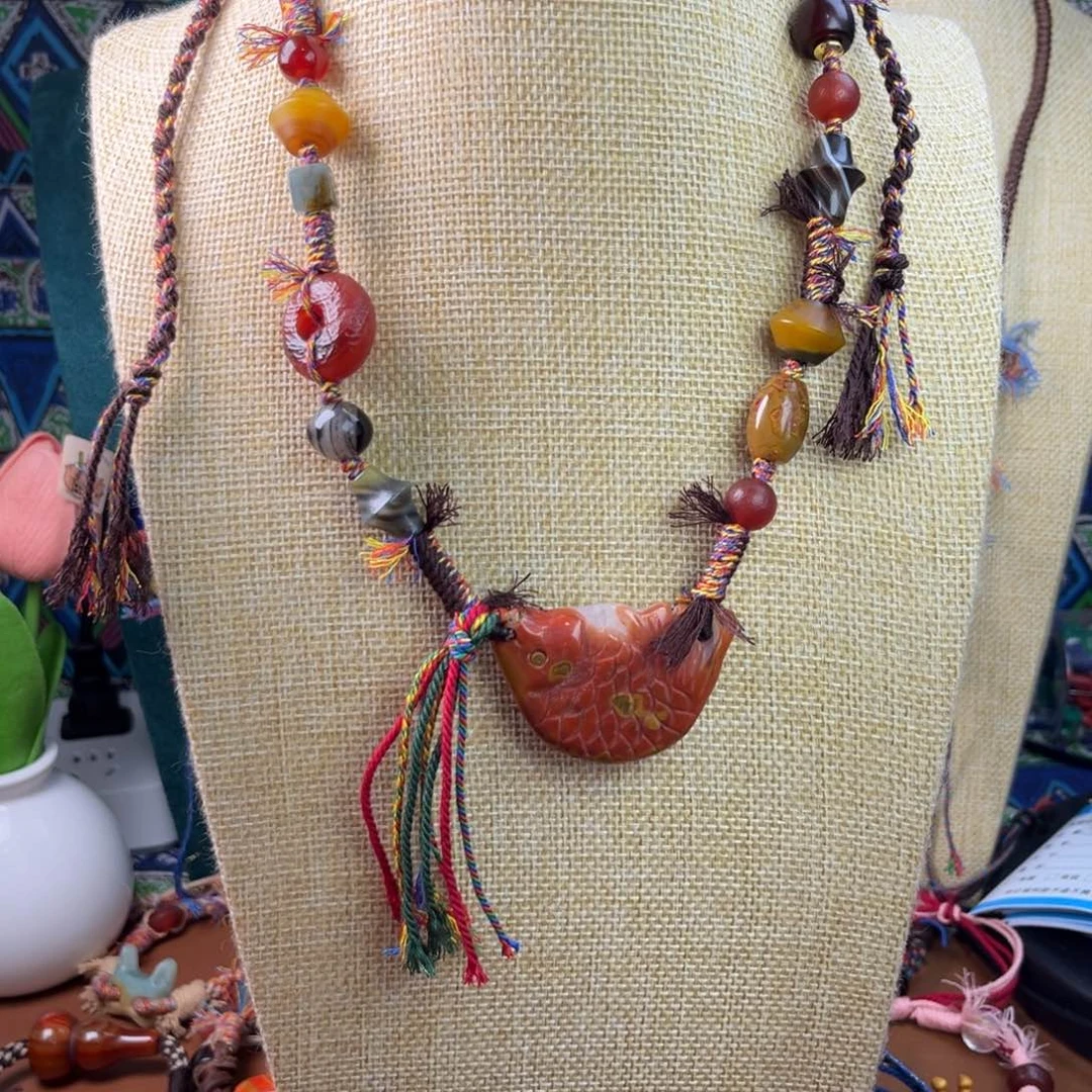 玛瑙/玉髓颈饰未镶嵌