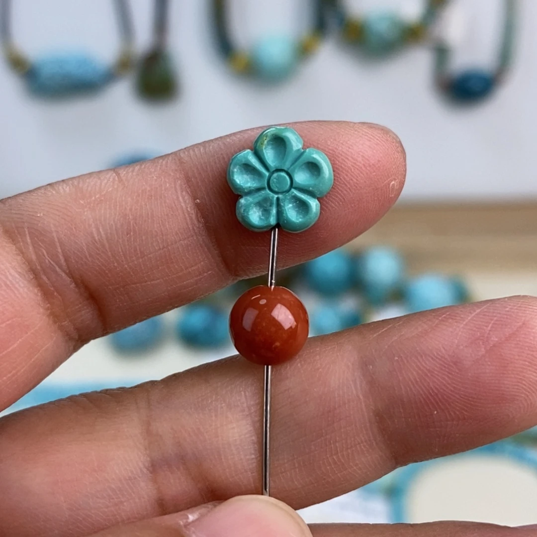 南红玛瑙未镶嵌珠宝奇石