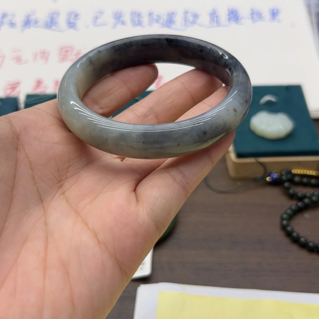 和田玉未镶嵌手镯61.3圈围486