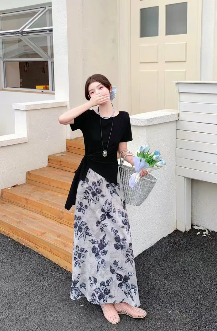 超火夏装一整套时尚黑色上衣碎花半身裙裤巨好看的夏装套装裙女
