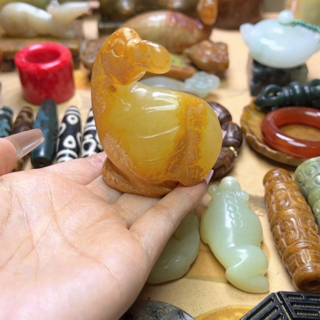 【闪购商品】蛇纹石玉颈饰未镶嵌