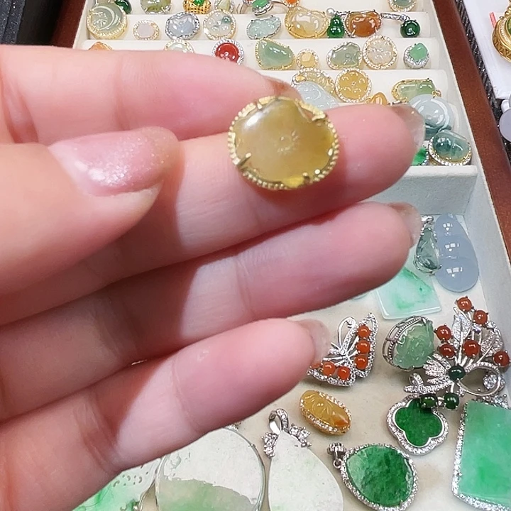 翡翠银S925镶嵌颈饰