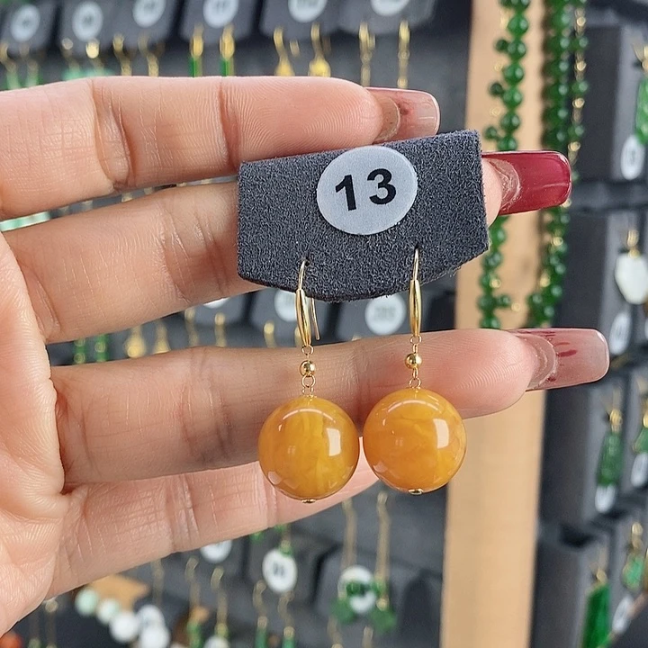 蜜蜡耳饰18K金镶嵌耳饰