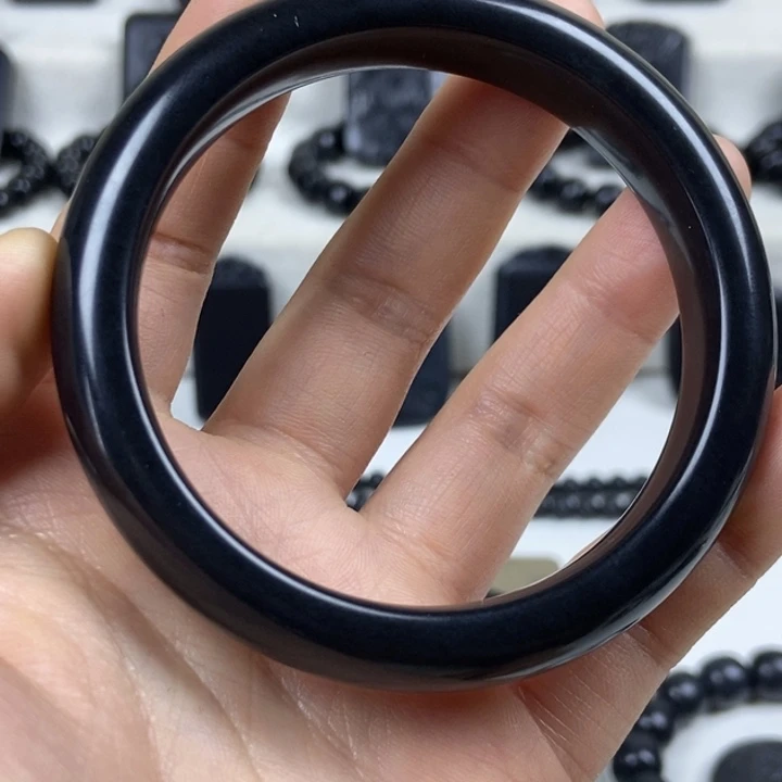 睡***觉和田玉（墨玉）未镶嵌手镯卡59圈口