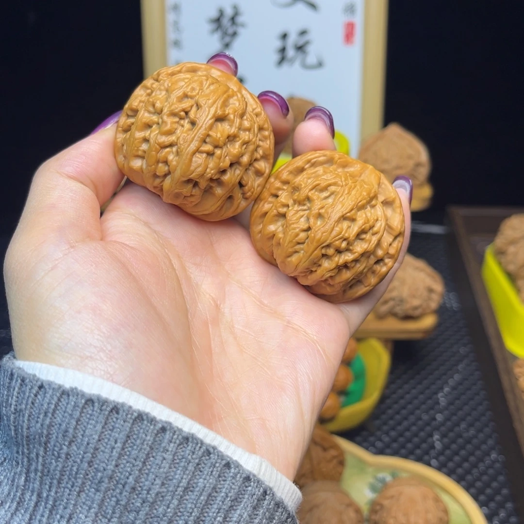 文玩核桃吊坠红锦鲤44全打底
