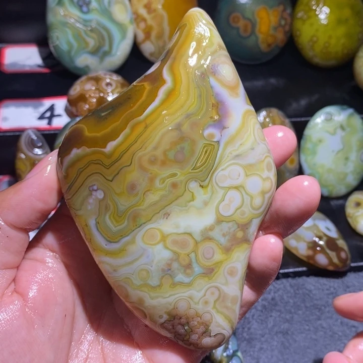 未镶嵌玛瑙/玉髓珠宝奇石