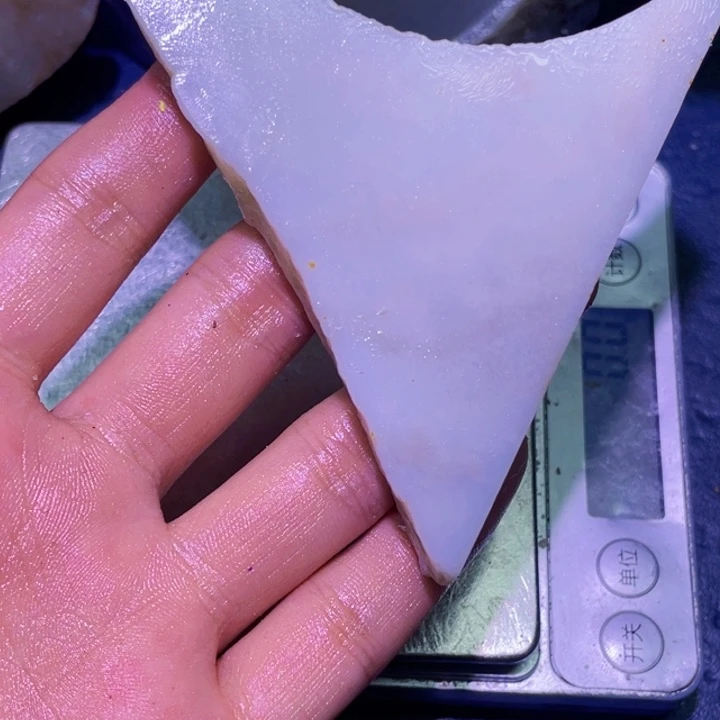 和田玉（糖玉）未镶嵌珠宝半成品