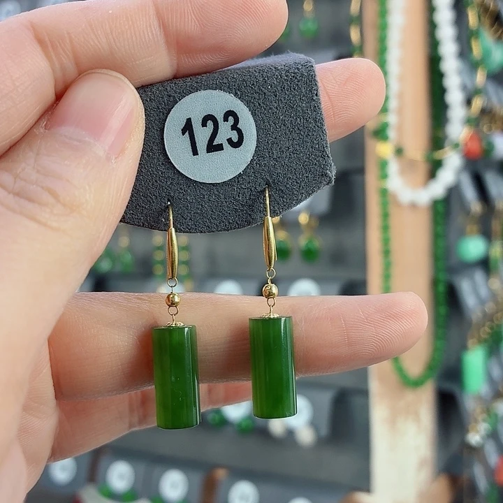 和田玉18K金镶嵌耳饰