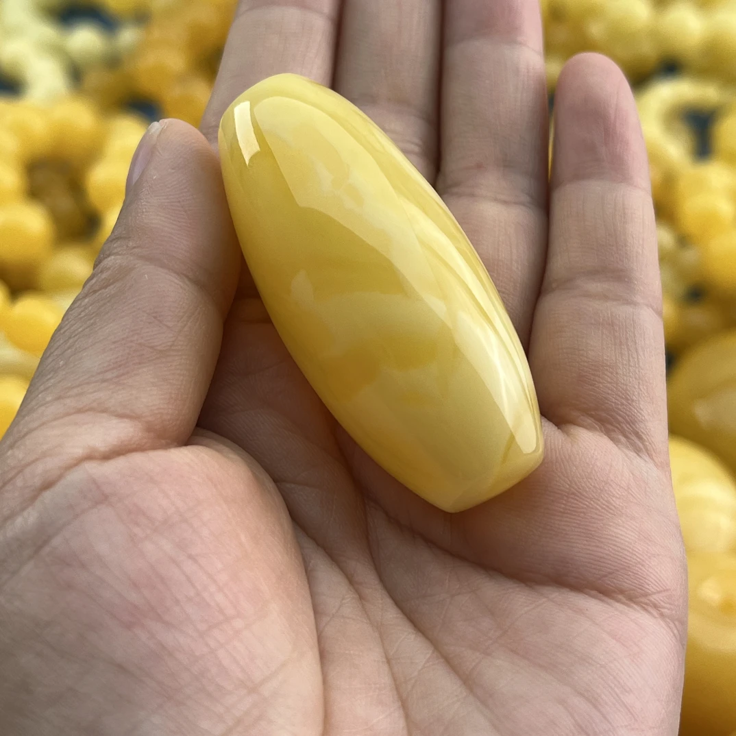 乌料鸡油黄蜜蜡桶珠