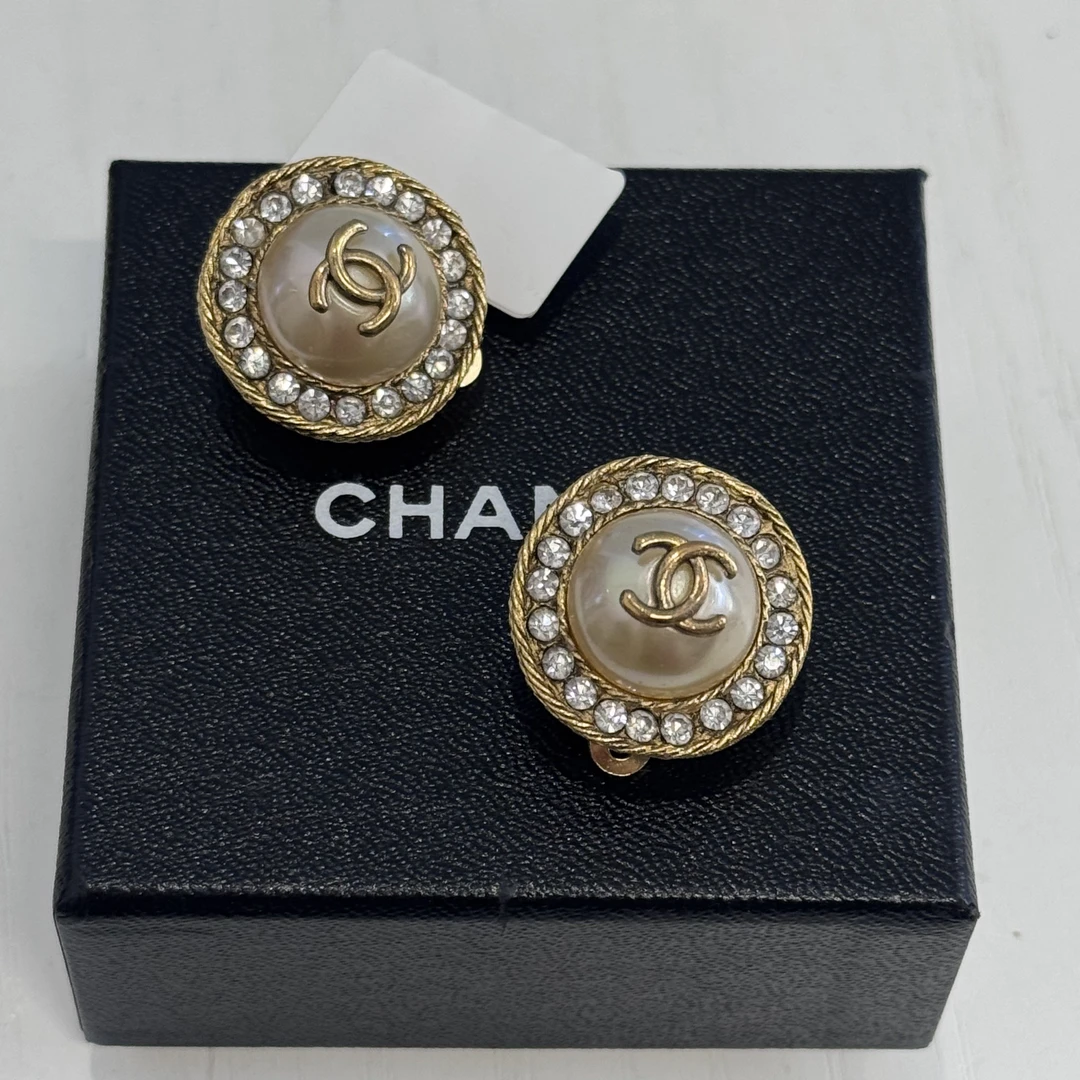 95新 Chanel/香奈儿 香奈儿珠珠密镶中古耳夹