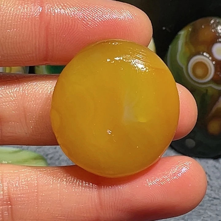 玛瑙/玉髓未镶嵌珠宝奇石