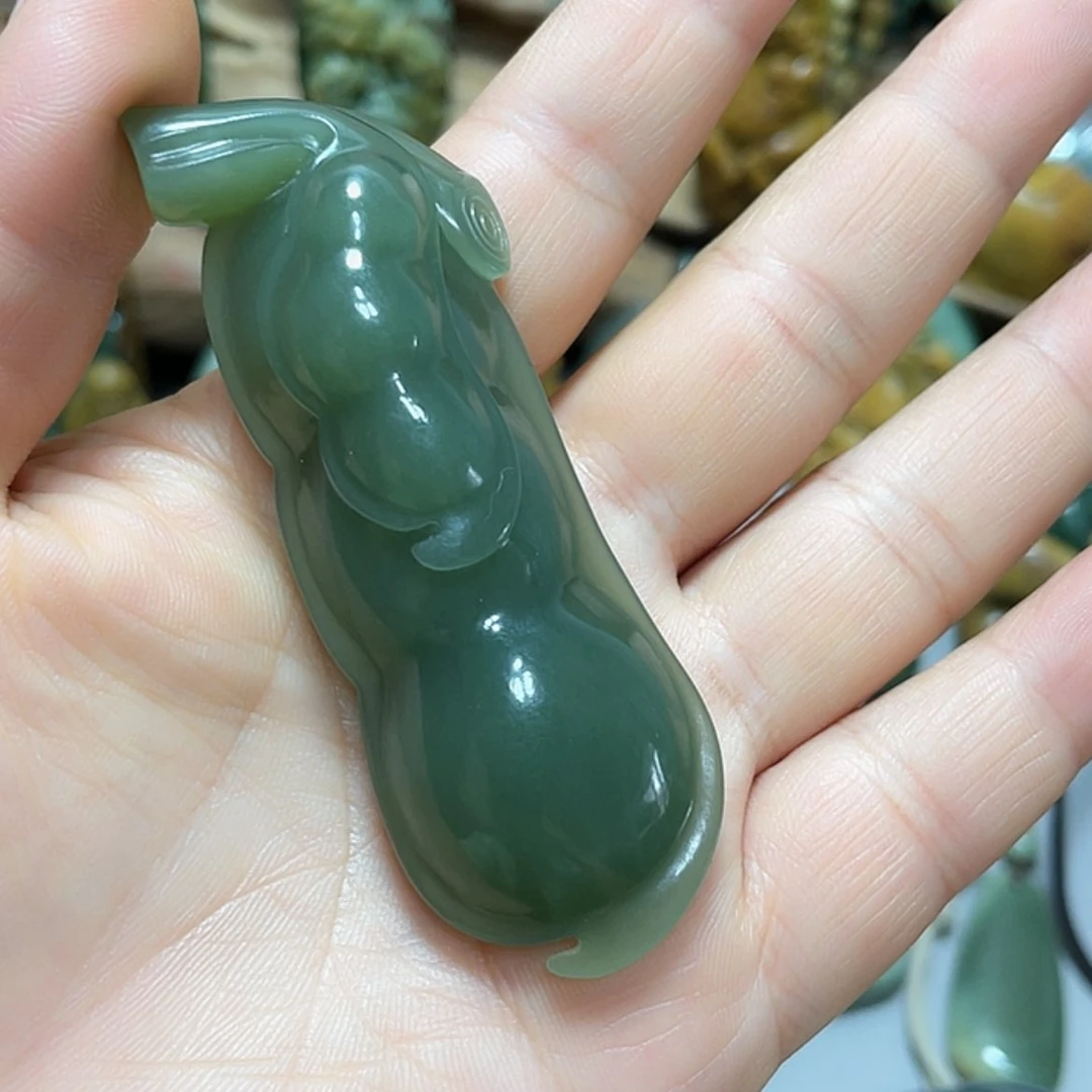 【闪购商品】未镶嵌岫岩老玉（透闪石质玉）挂件无**～