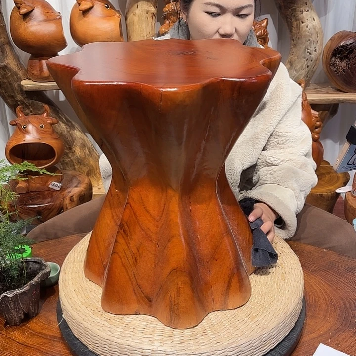 香樟木香樟木根雕凳子一物一拍编号330长38宽39高43