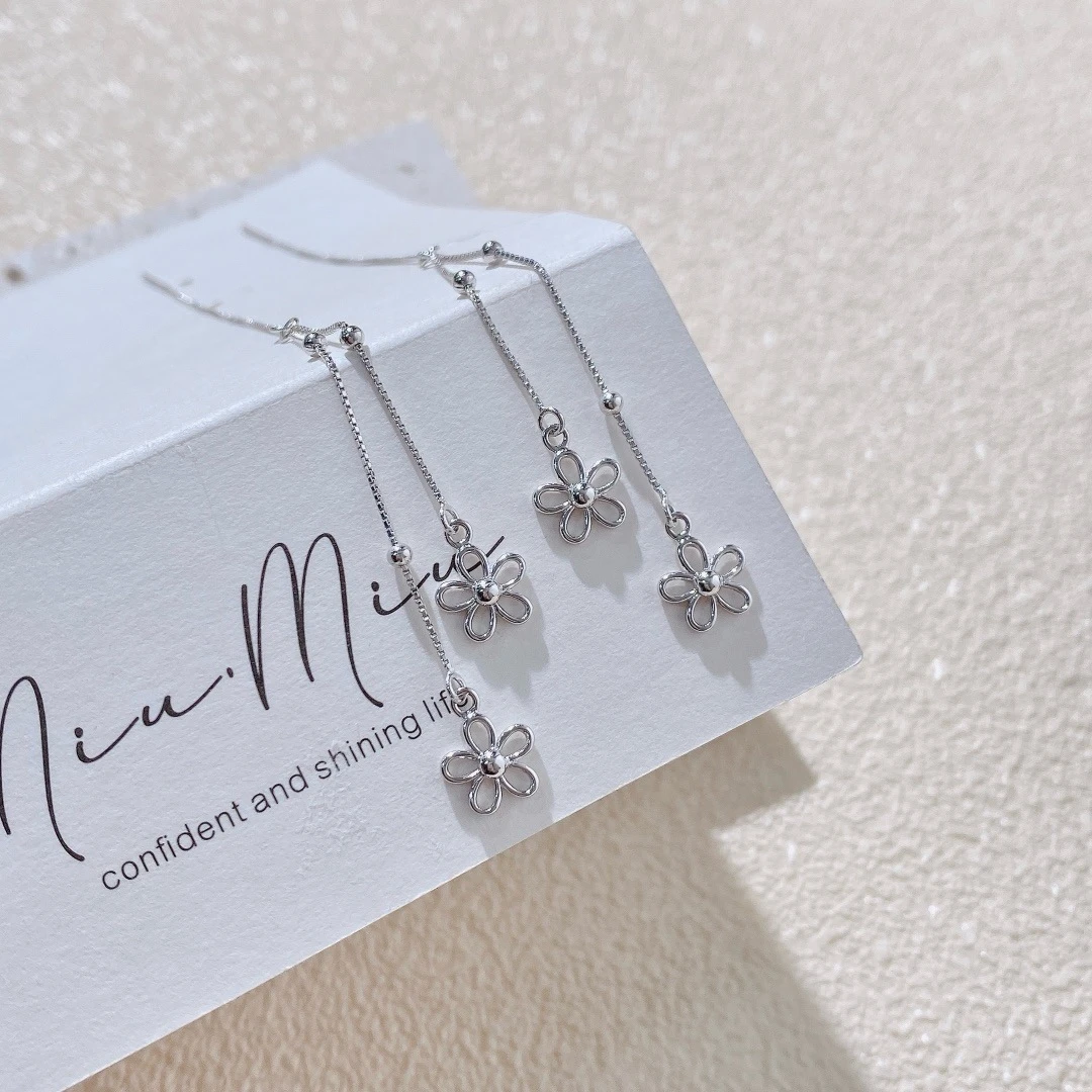 925银耳饰 纯银925花瓣素款耳线2025春季新品