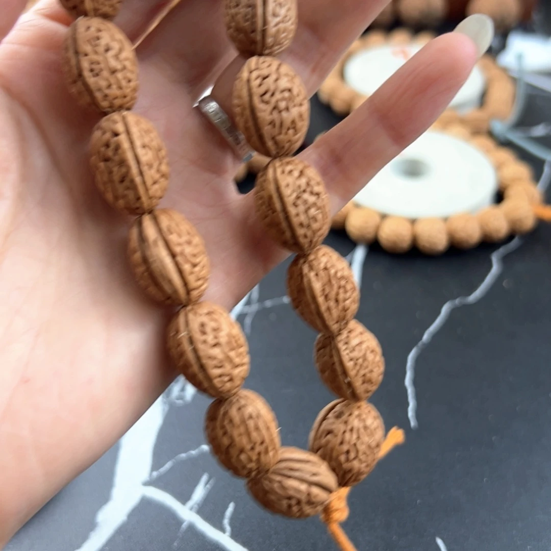 T***u手串桃核野生山桃核手串手链