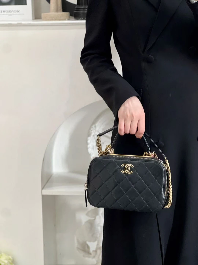 99新 Chanel/香奈儿 香奈儿相机包黑金牛/优品