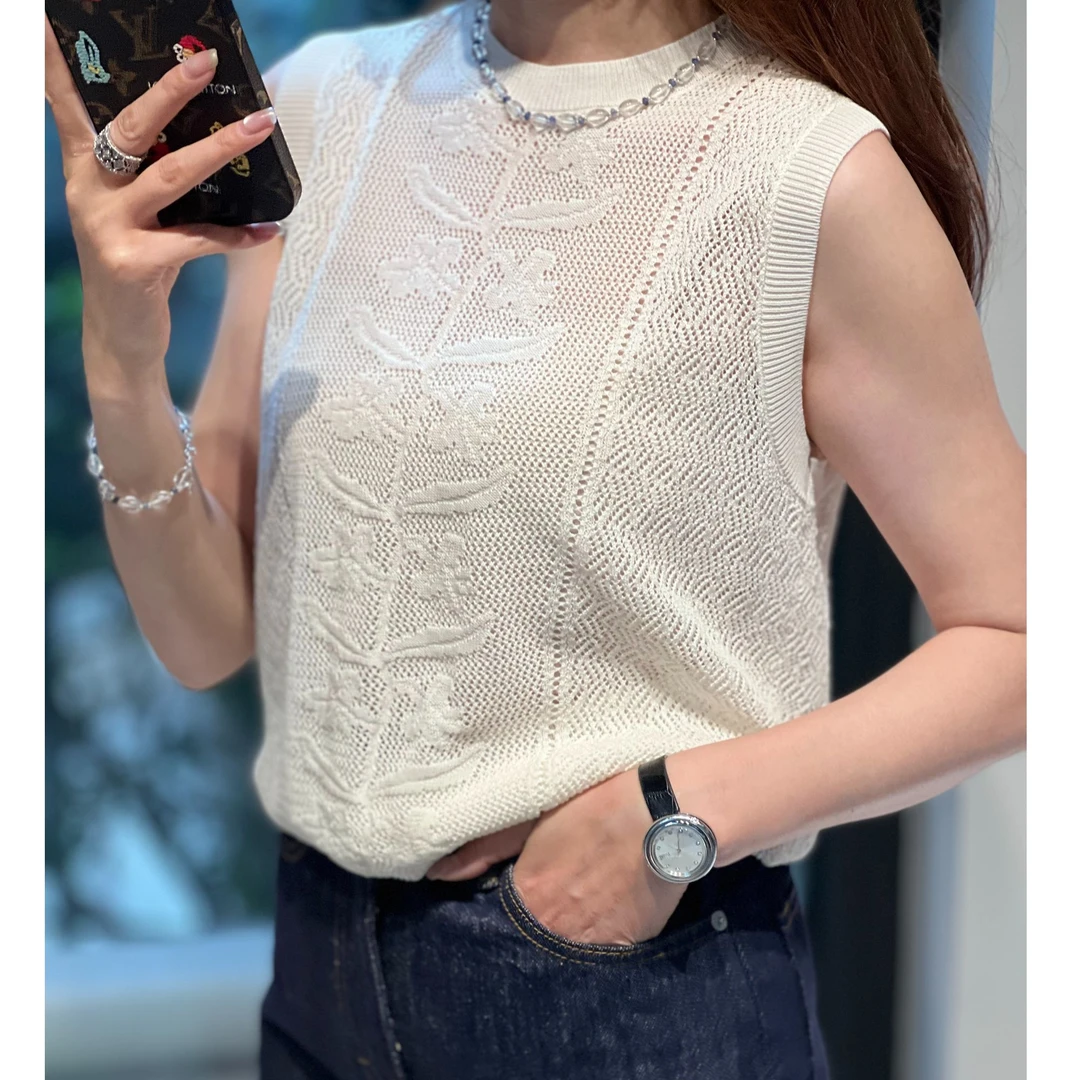 精致镂空提花无袖上衣针织衫