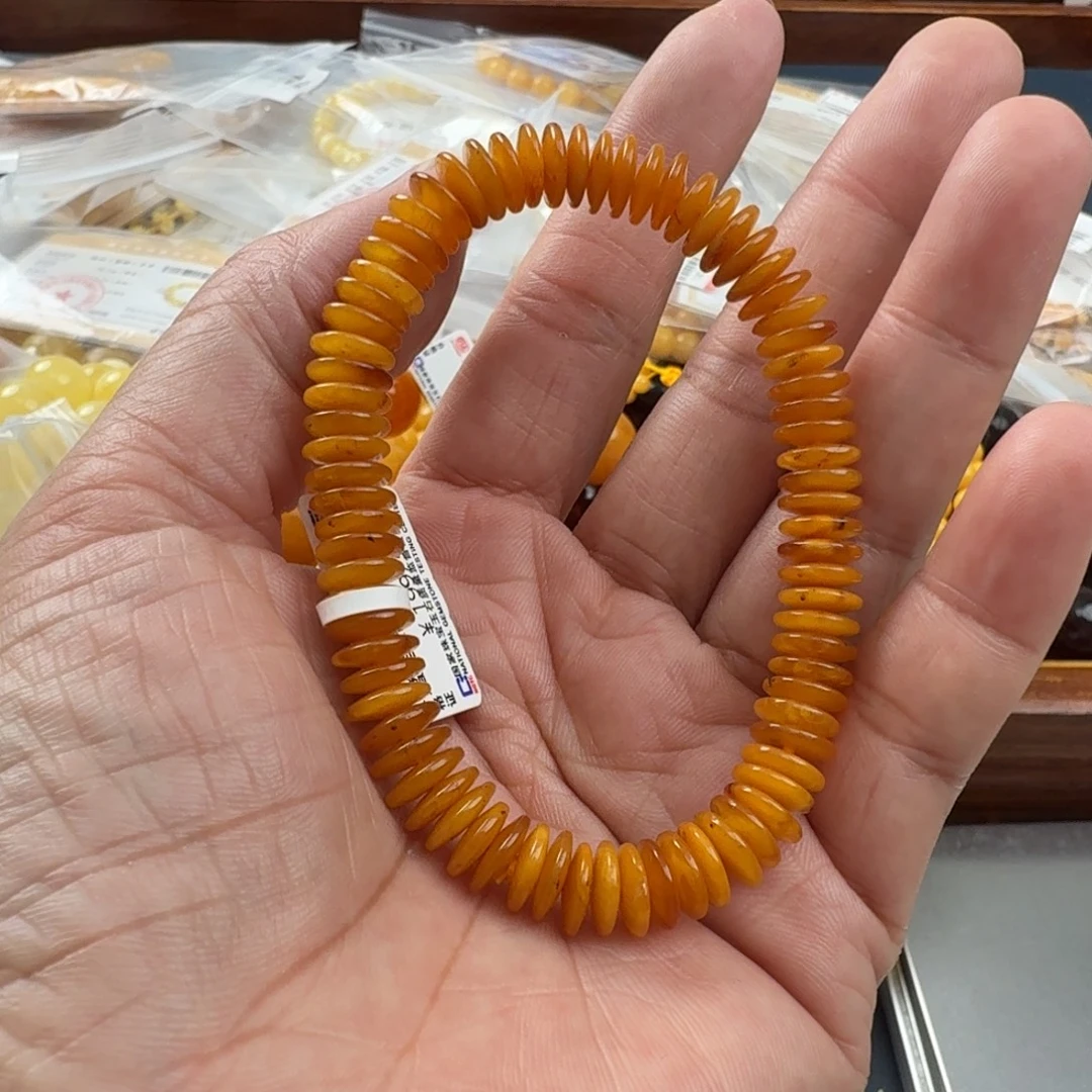 未镶嵌琥珀珠宝奇石