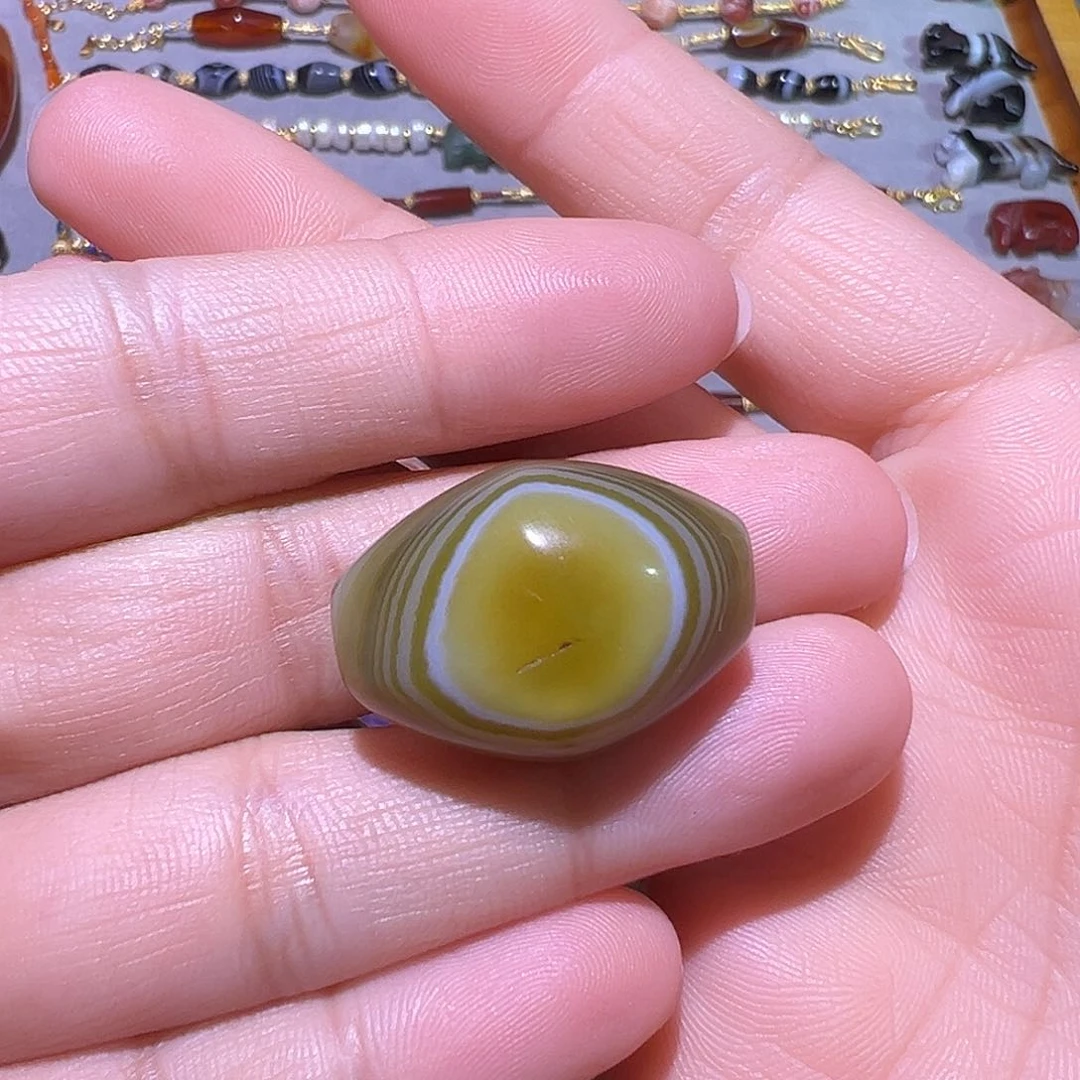 玛瑙/玉髓未镶嵌珠宝半成品