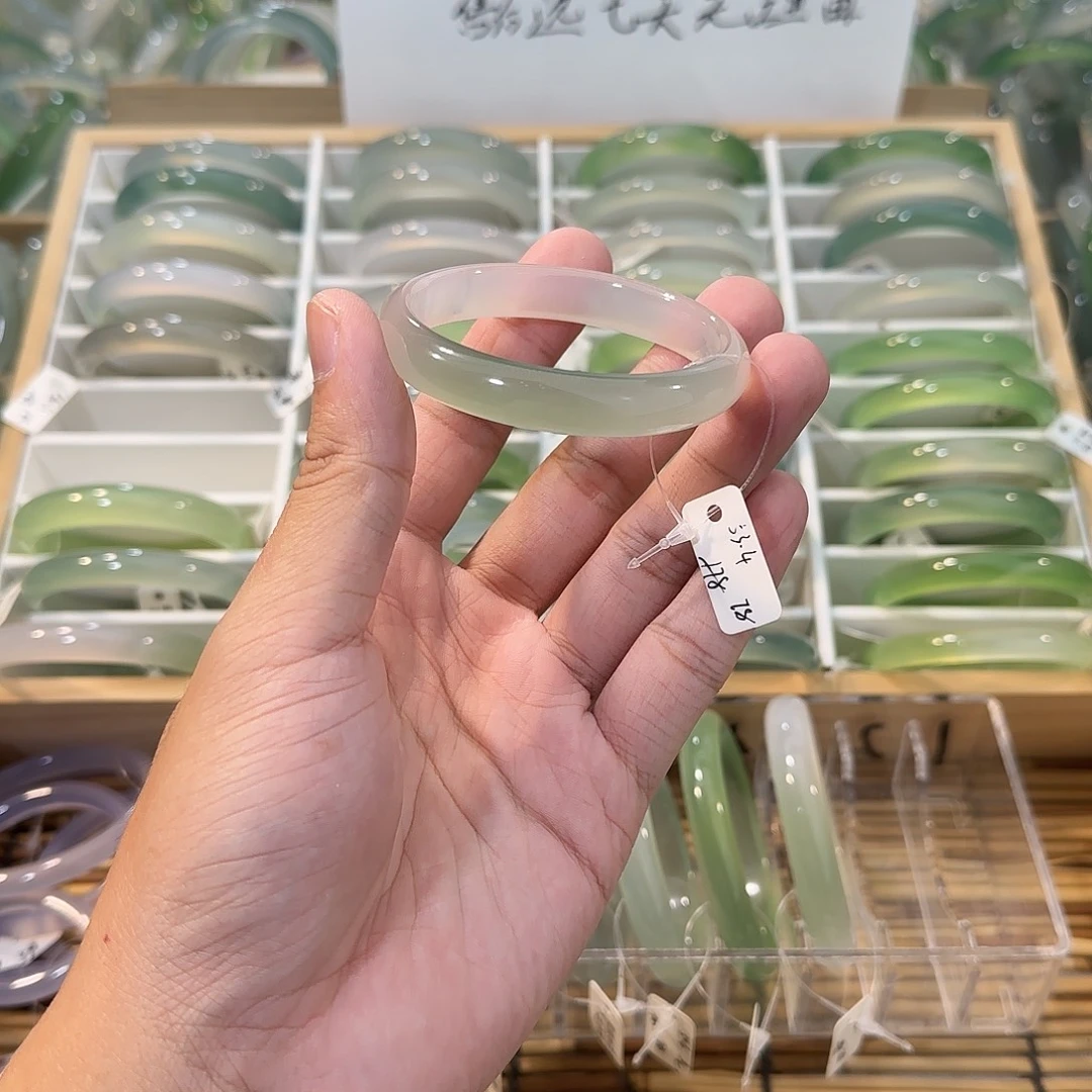 玛瑙/玉髓未镶嵌手镯圈口53.4