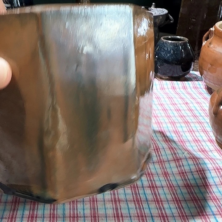巴***玩磁州窑笔筒。。。。。。。
