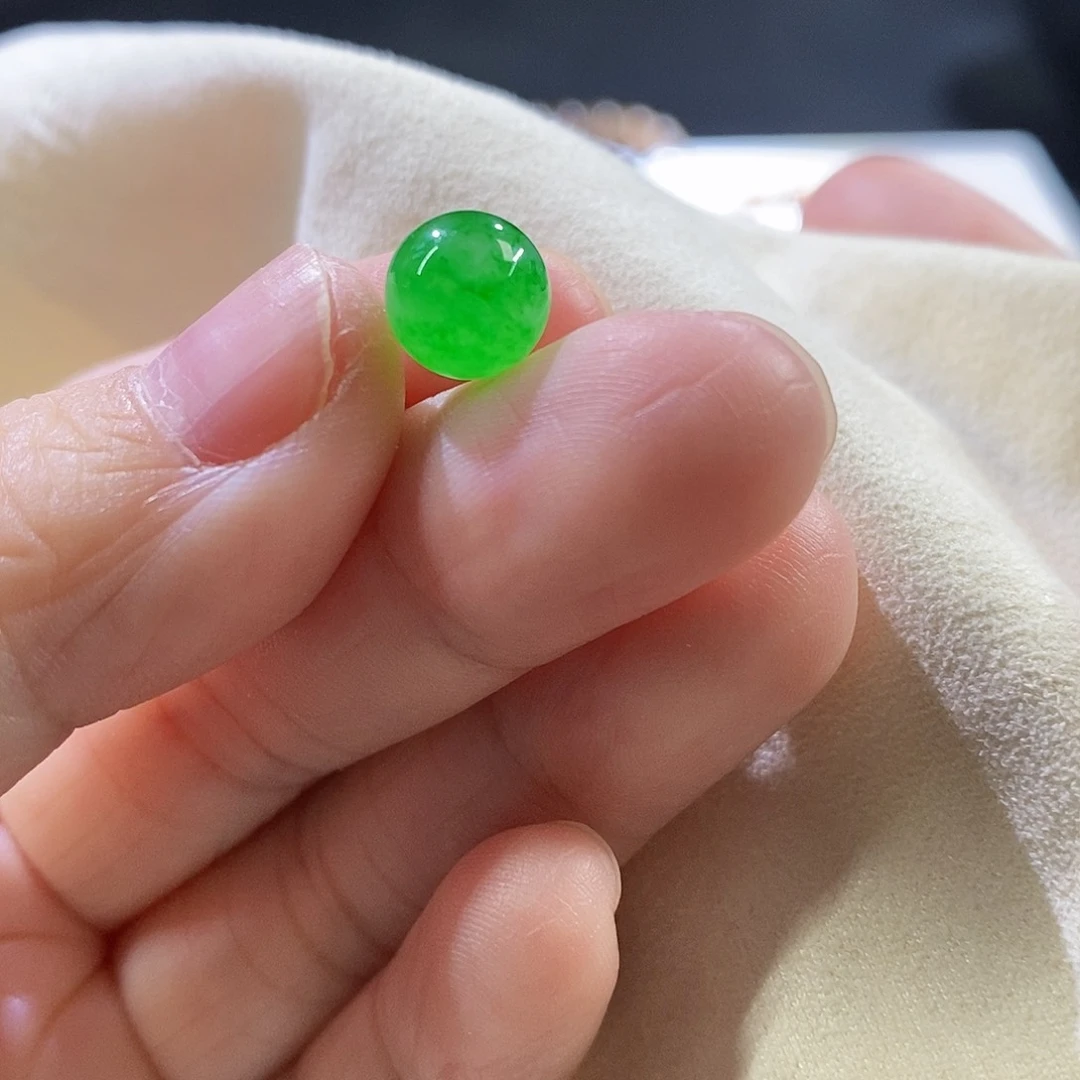 未镶嵌挂件翡翠卡8.2