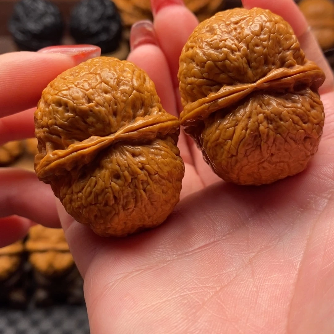 文玩核桃把件41龙珠元宝