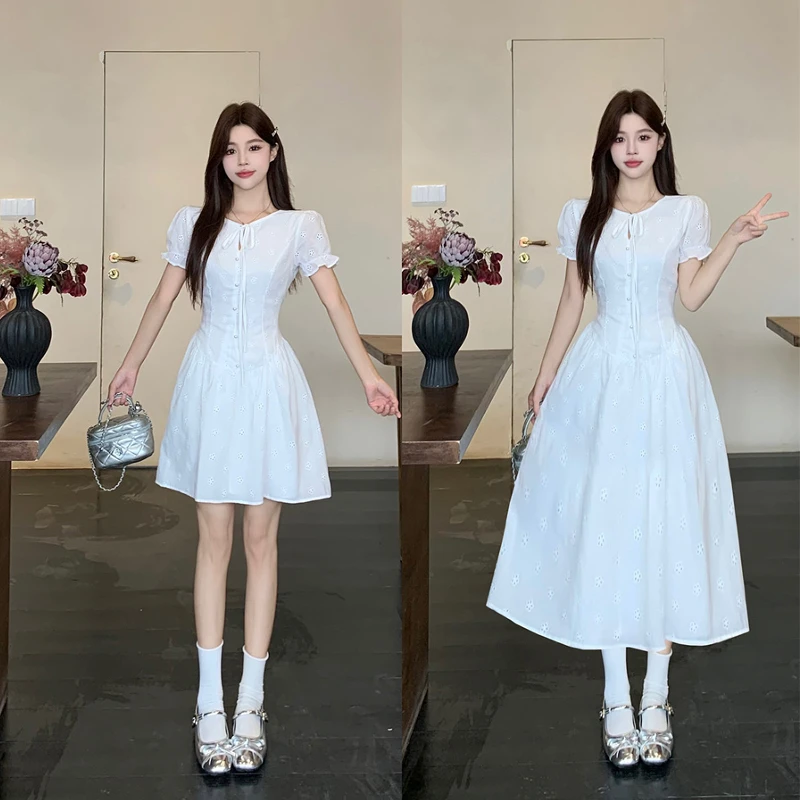 大码茶歇法式白色镂空刺绣连衣裙子女夏季新款温柔风气质长裙女