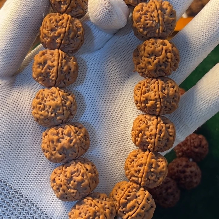 金刚菩提吊坠六瓣正六遍梅花原生态