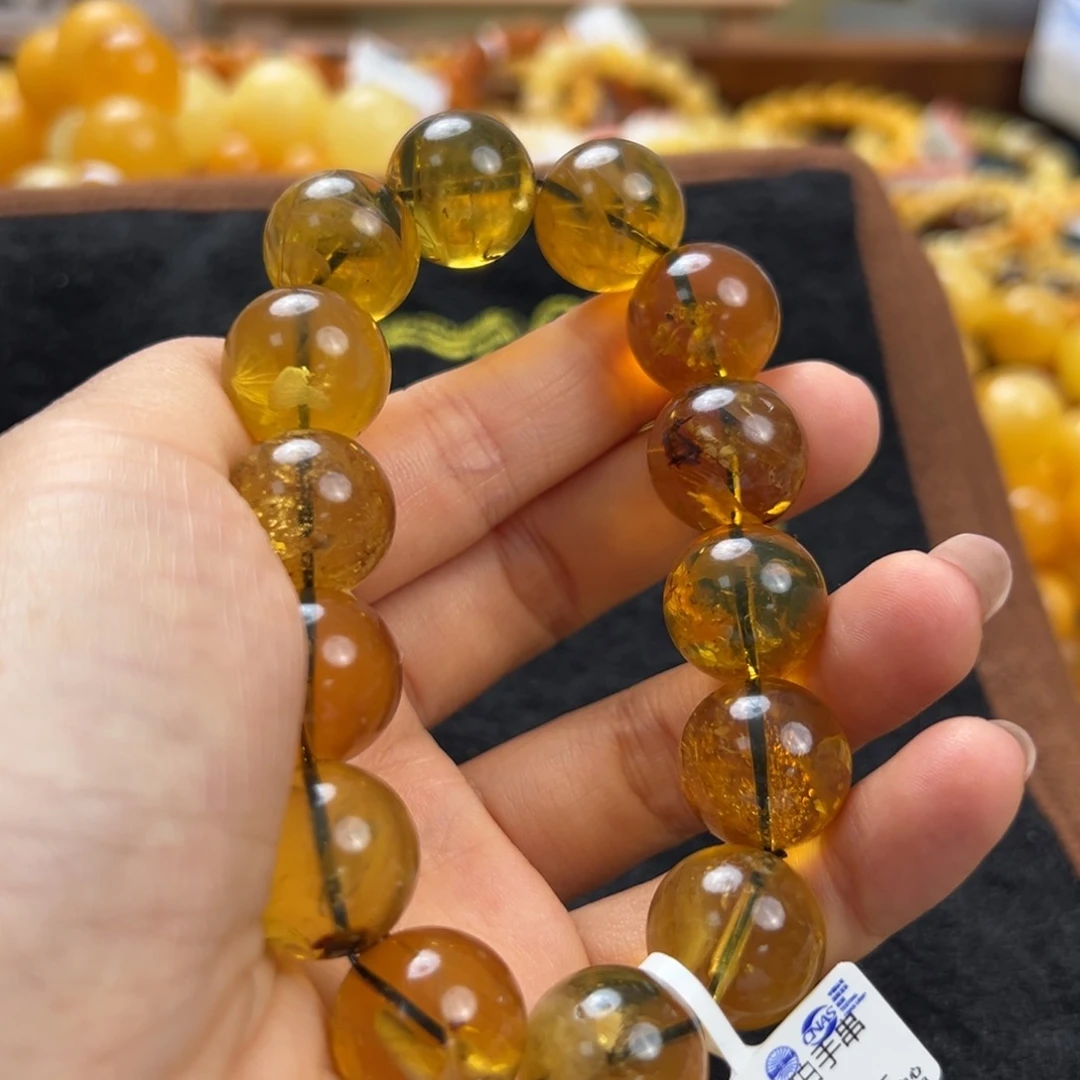 未镶嵌琥珀珠宝奇石