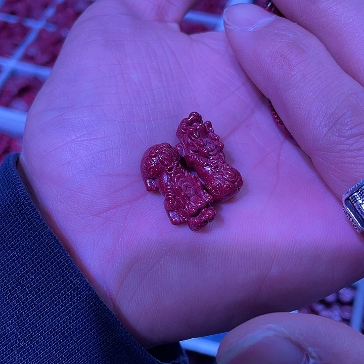 天然辰砂用****8紫金砂8毫米貔貅一对