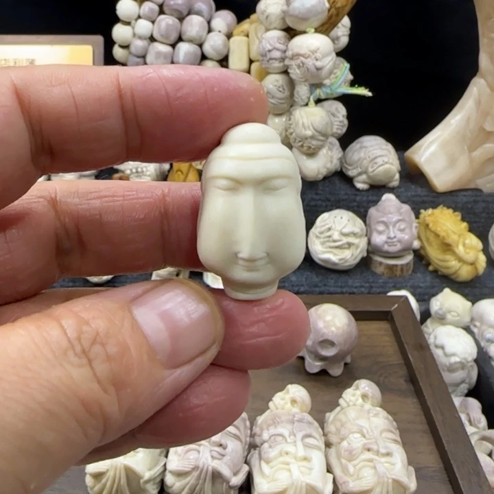 非金属配饰鹿角雕刻佛首