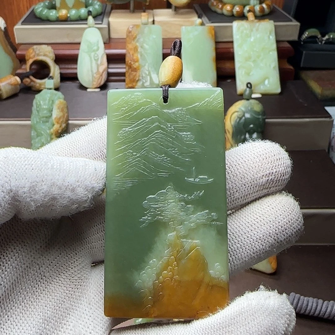 少***剑岫岩河磨玉（透闪石质玉）未镶嵌颈饰