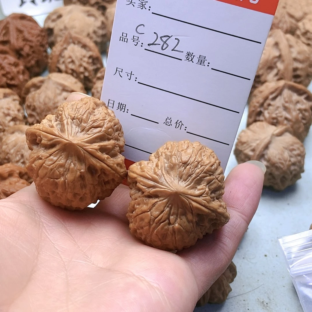 把件桃核282号大团圆39尺