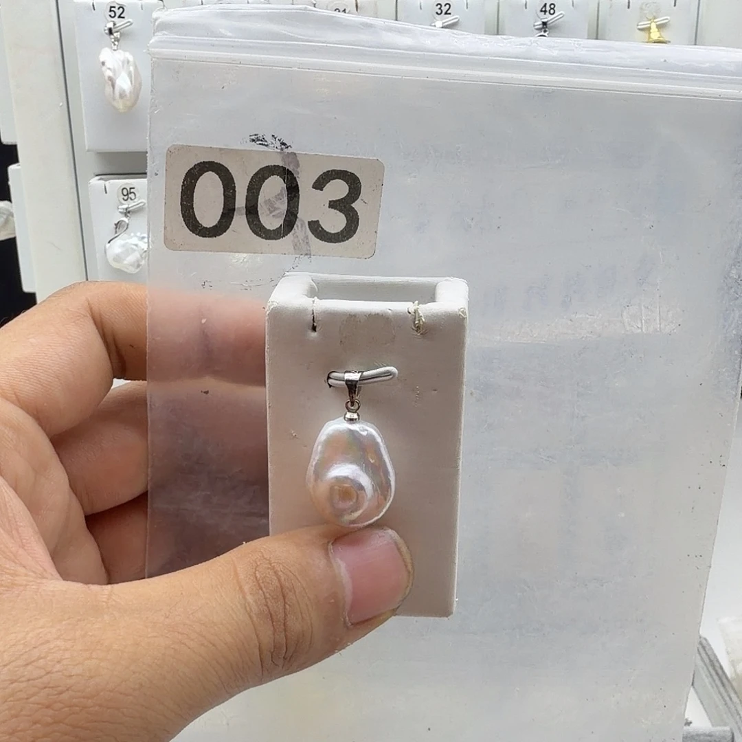 淡水珍珠合金颈饰