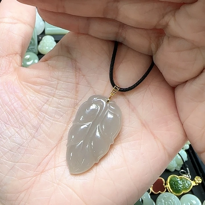 和田玉18K金镶嵌吊坠(不含链)
