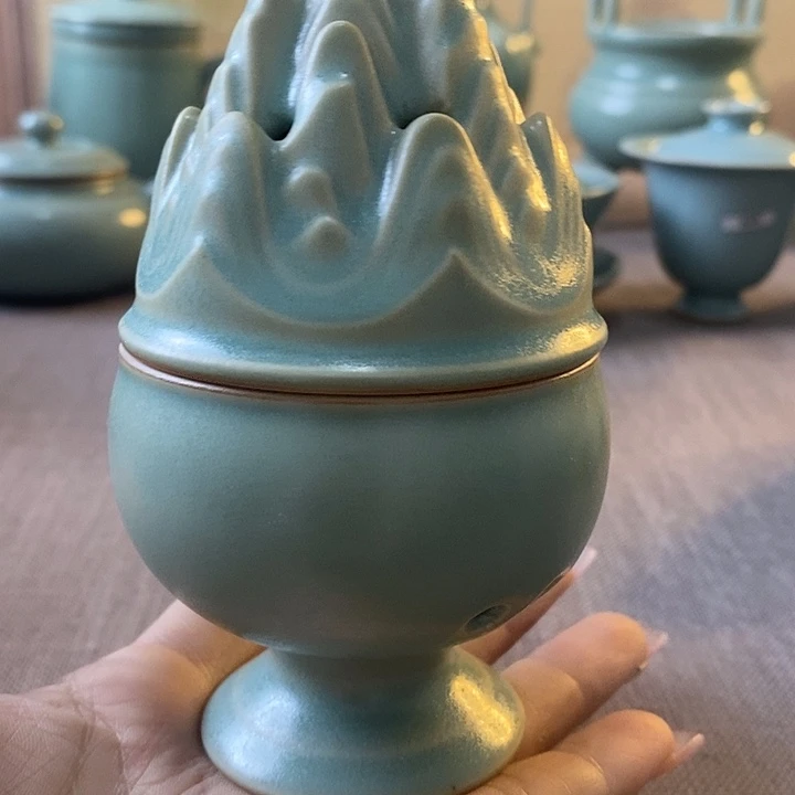 瓷片香炉一一一一一一一一一