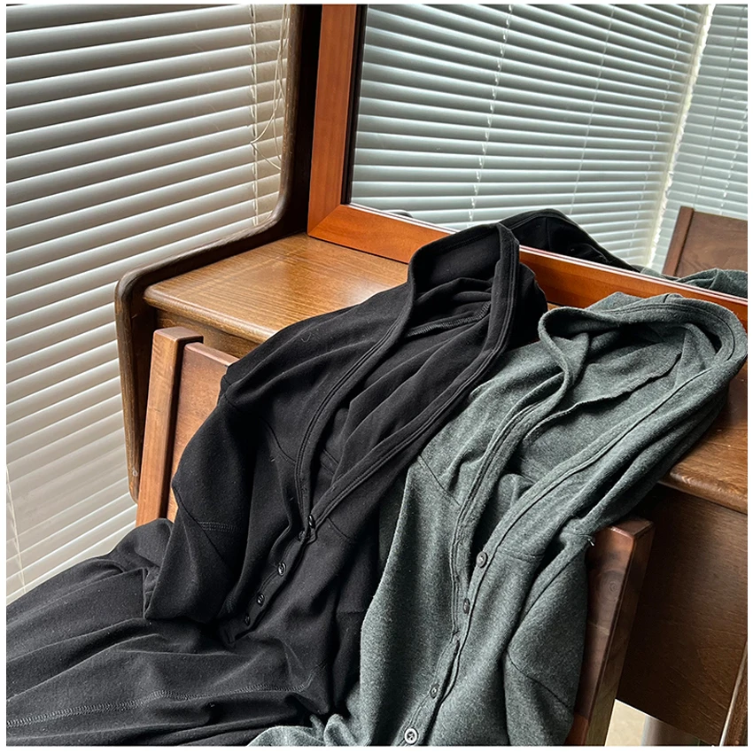 【Miss兔兔女装】软糯百搭春秋款纽扣连帽套头长袖打底衫女内搭帽衫