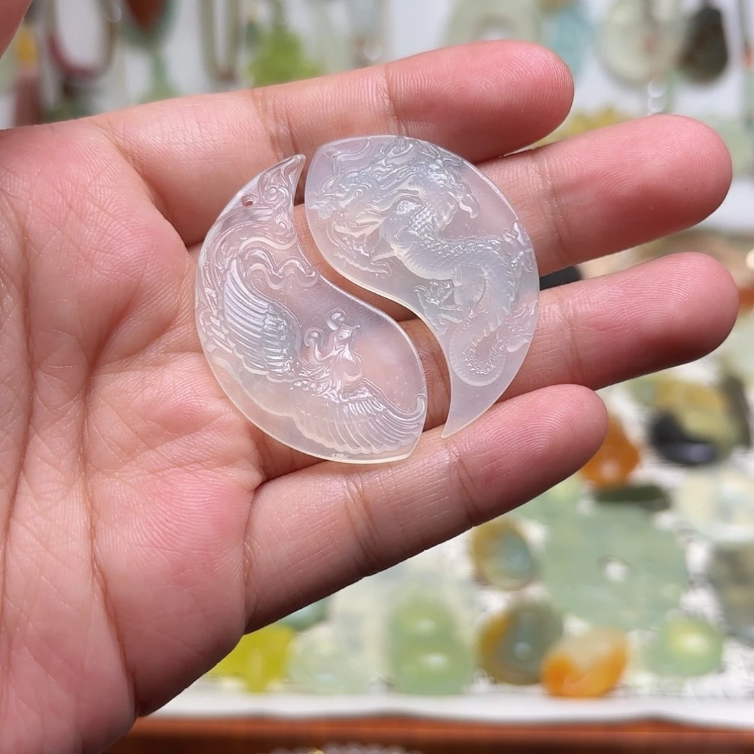 合金蛇纹石玉颈饰