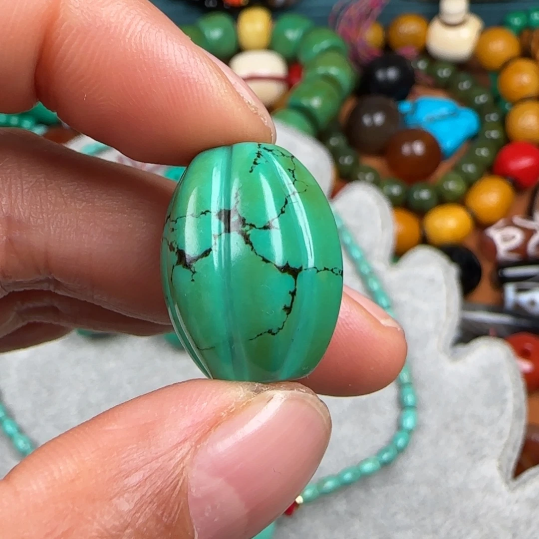 阿若拉的作品是由阿若拉创作