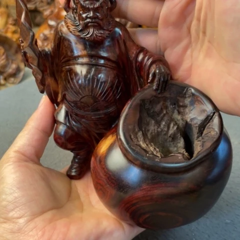 【闪购商品】小叶紫檀把件…………………..