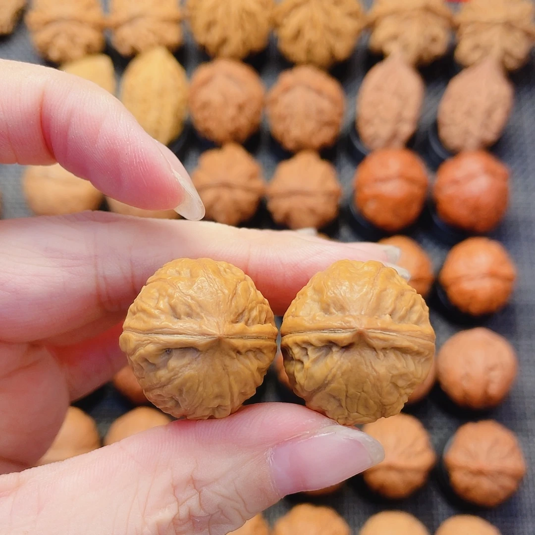 文玩核桃把件西瓜球